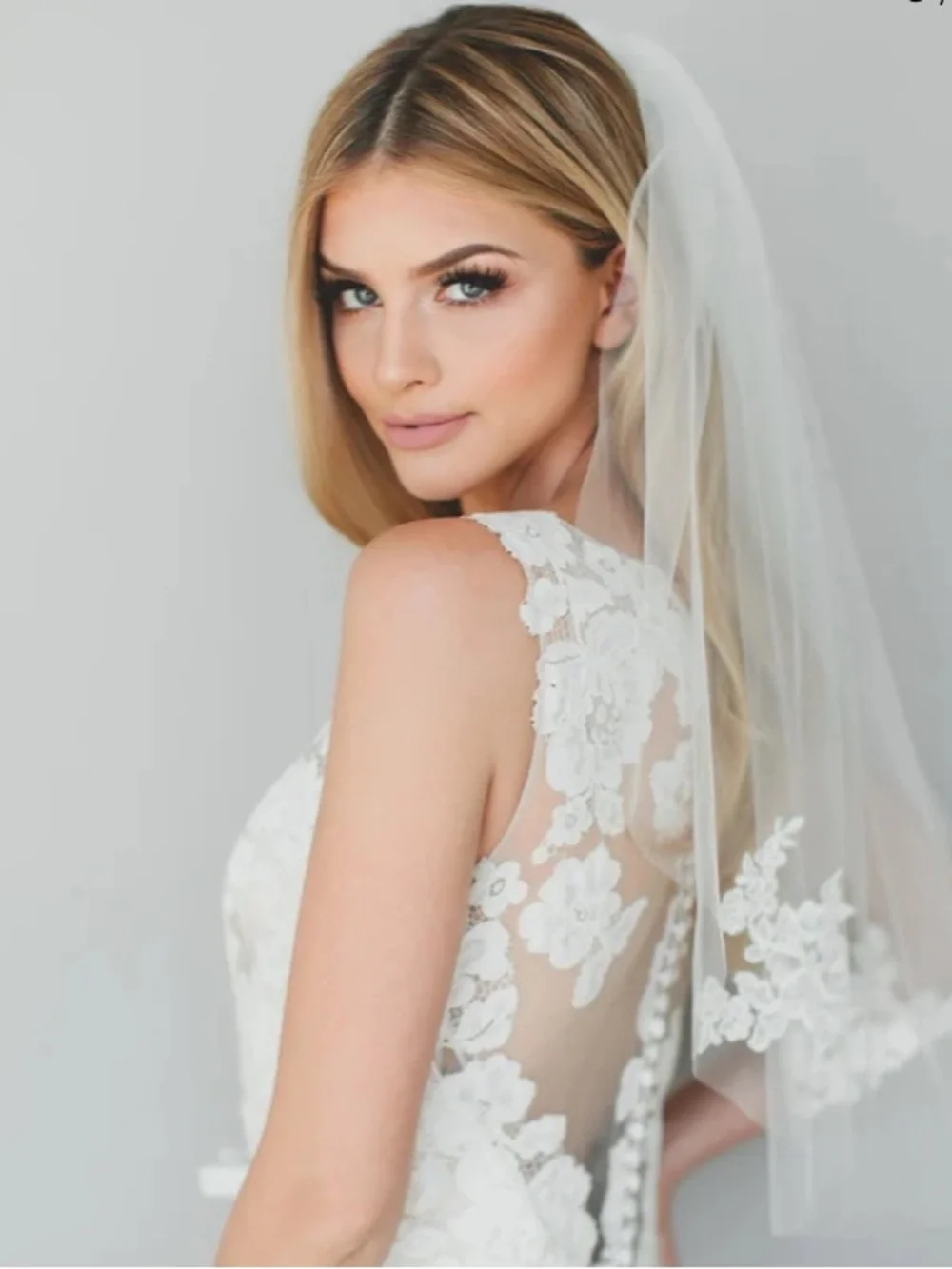 Veil Trends Single Layer Ivory Appliqué Lace Veil #1520 NWT